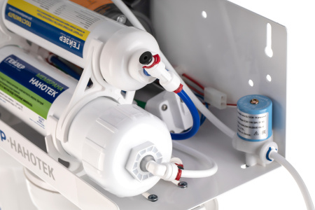 Бытовая система с нанофильтрацией Гейзер Нанотек П с помпой бак 12л