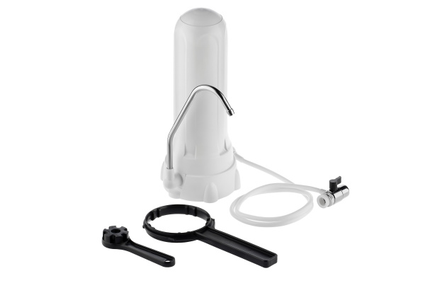 Бытовой напорный фильтр Гейзер 1УЖ Евро для жесткой воды