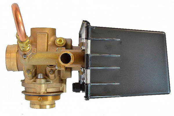 upravlyayushhij-klapan-fleck-3150-1800-nxt-softener-2