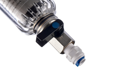 Бытовой магистральный фильтр Гейзер Бастион 111 3/4" для холодной воды Бытовой магистральный фильтр Гейзер Бастион 111 3/4" для холодной воды